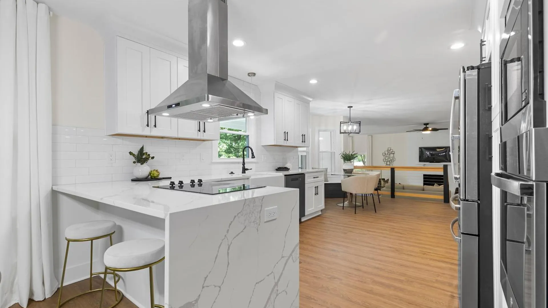 Modern 4 Bed In Quail Hollow Charlotte