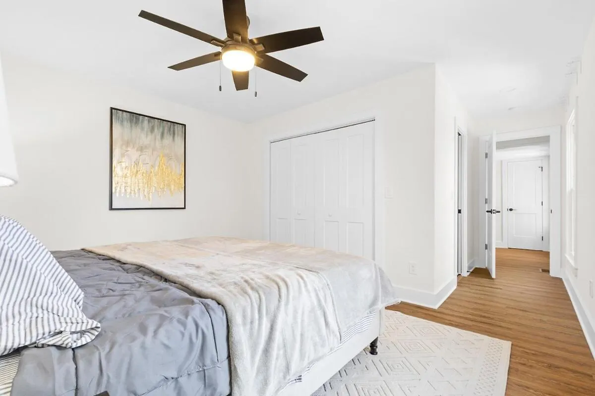 Modern 4 Bed In Quail Hollow Charlotte 0*,